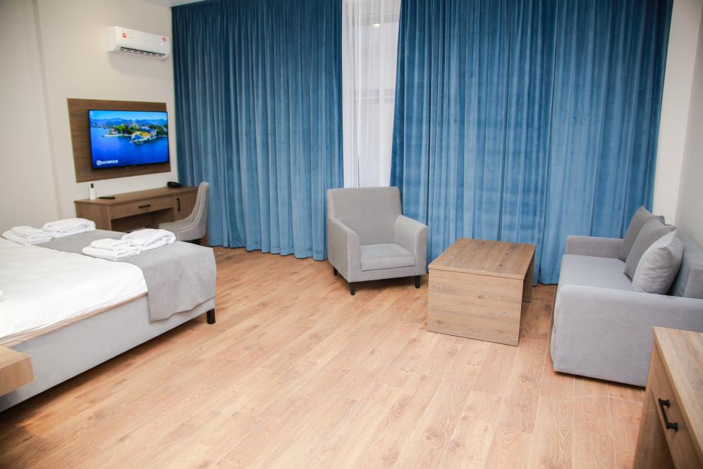 Buta Hotel 4*