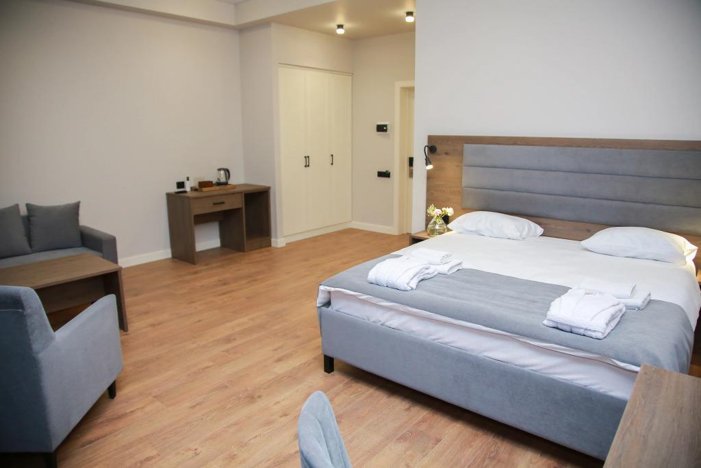 Buta Hotel 4*