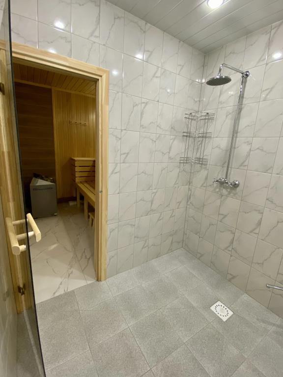 Kuray Hotel 3*
