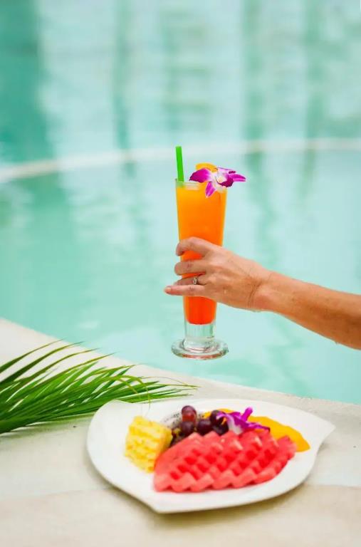 Elephant Beach Club & Resort Samui 4*