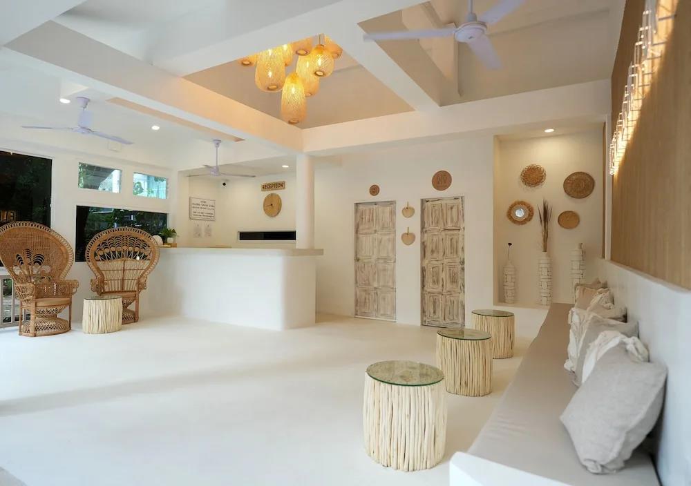 Elephant Beach Club & Resort Samui 4*