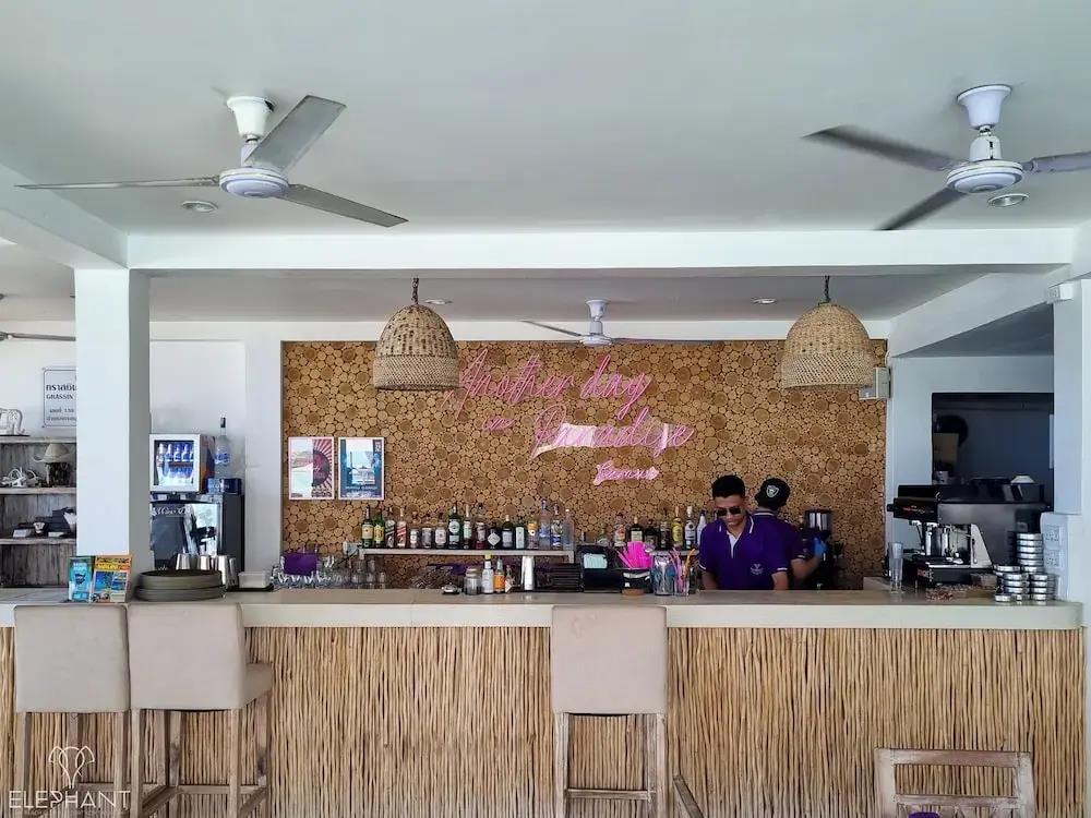 Elephant Beach Club & Resort Samui 4*