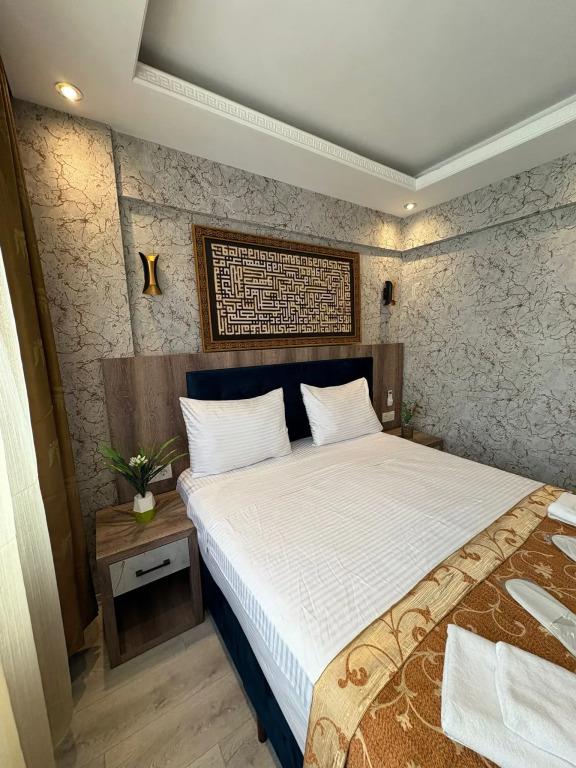 Peker Hotel 0*