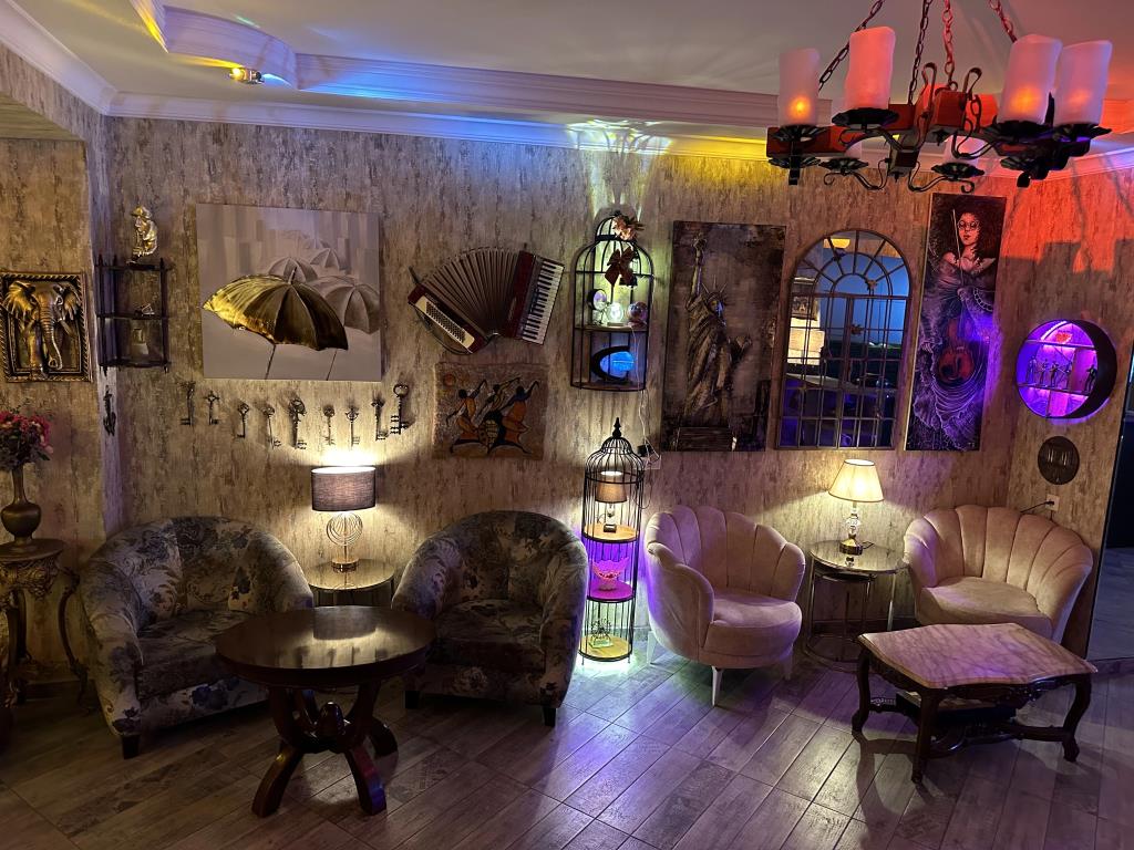 Hotel Piano 3*