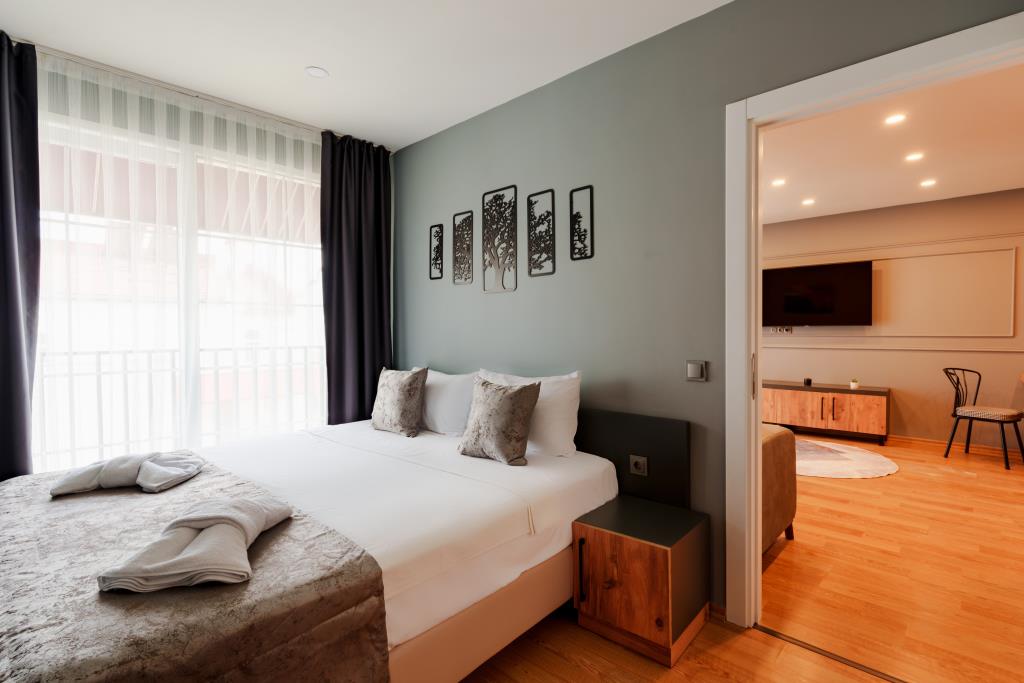 Mrt Suites Lara Hotel 0*