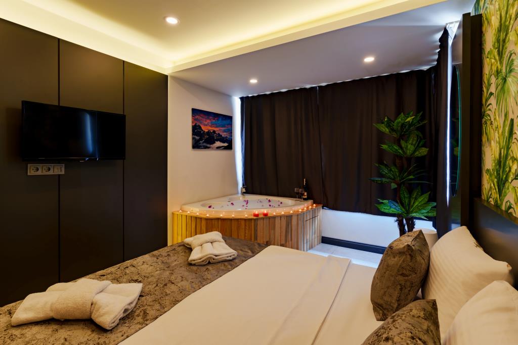 Mrt Suites Lara Hotel 0*
