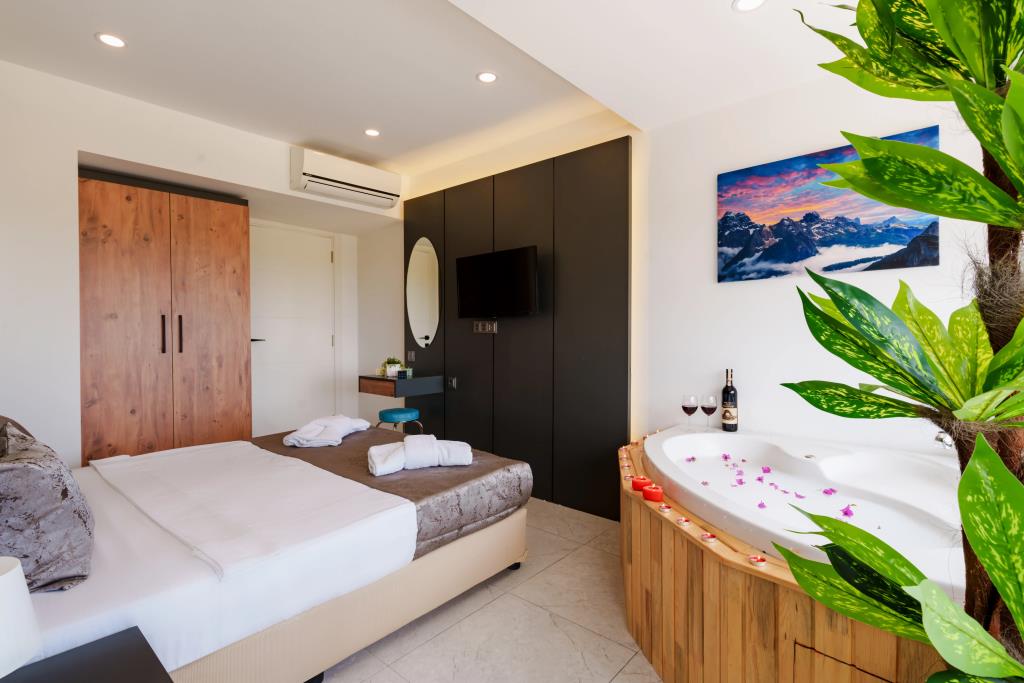 Mrt Suites Lara Hotel 0*