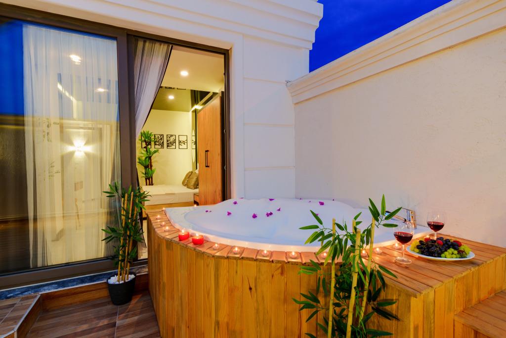 Mrt Suites Lara Hotel 0*