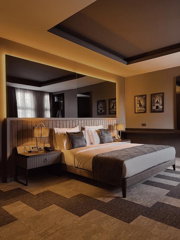 Four Mansions Hotel Boutique-hotel 0*