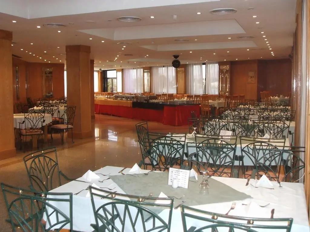 Lotus Luxor Hotel 3*