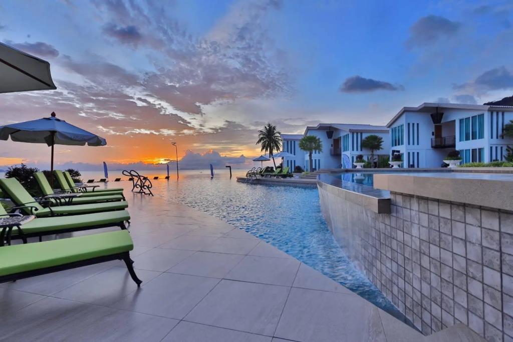 Vannee Golden Sands Resort Hotel 4*