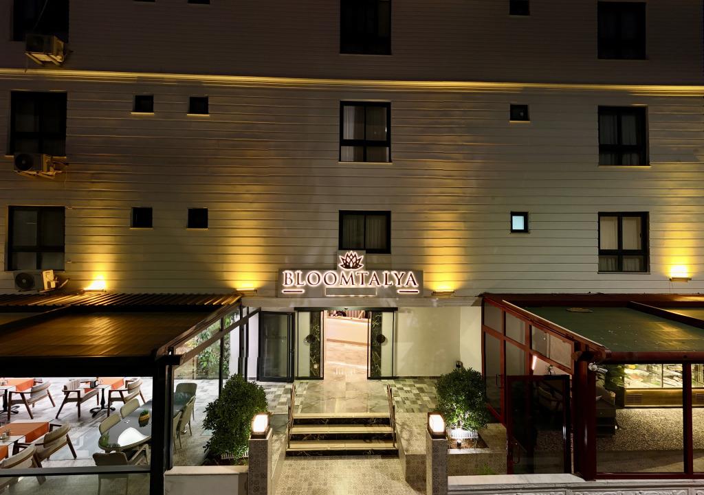 BLOOMTALYA Hotel 0*