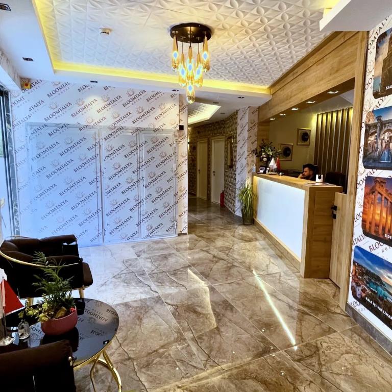 BLOOMTALYA Hotel 0*