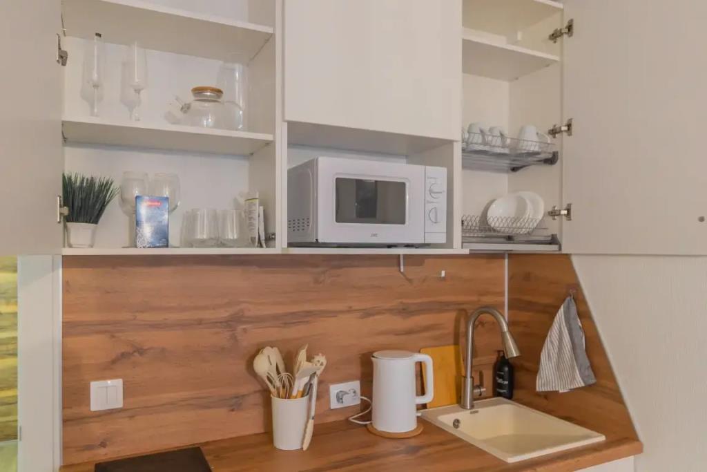 Apartment SalutApart 6W 0*