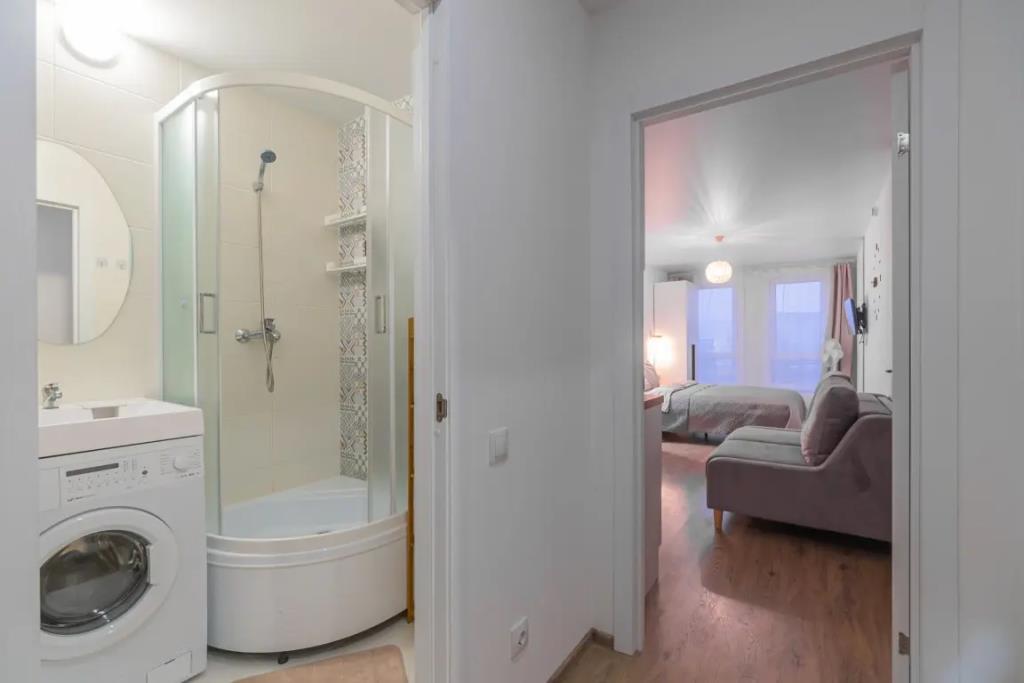 Apartment SalutApart 6W 0*