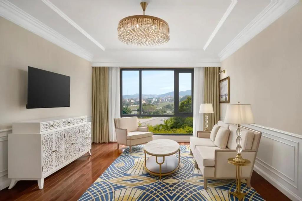 Four Points by Sheraton Lang Son 5*