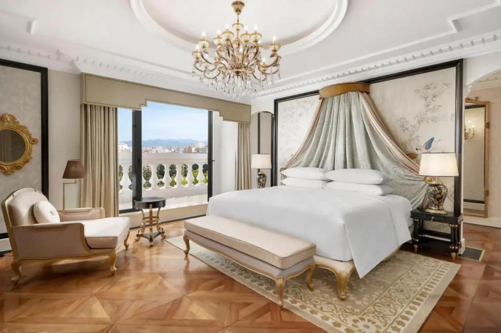 Four Points by Sheraton Lang Son 5*