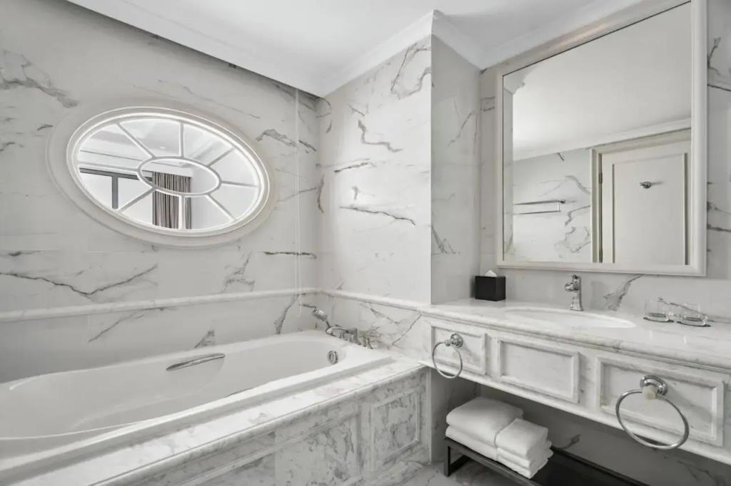Four Points by Sheraton Lang Son 5*