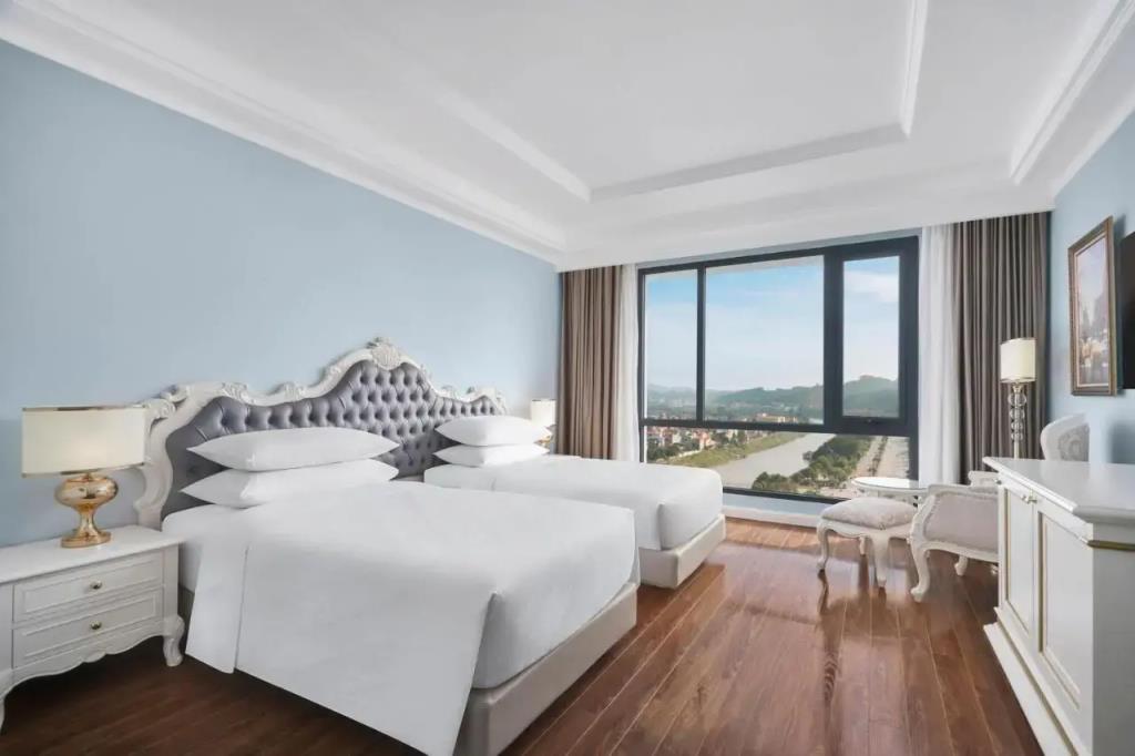 Four Points by Sheraton Lang Son 5*