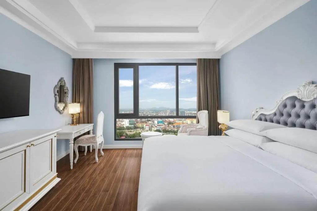 Four Points by Sheraton Lang Son 5*