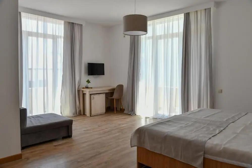 Molecule Hotel 3*