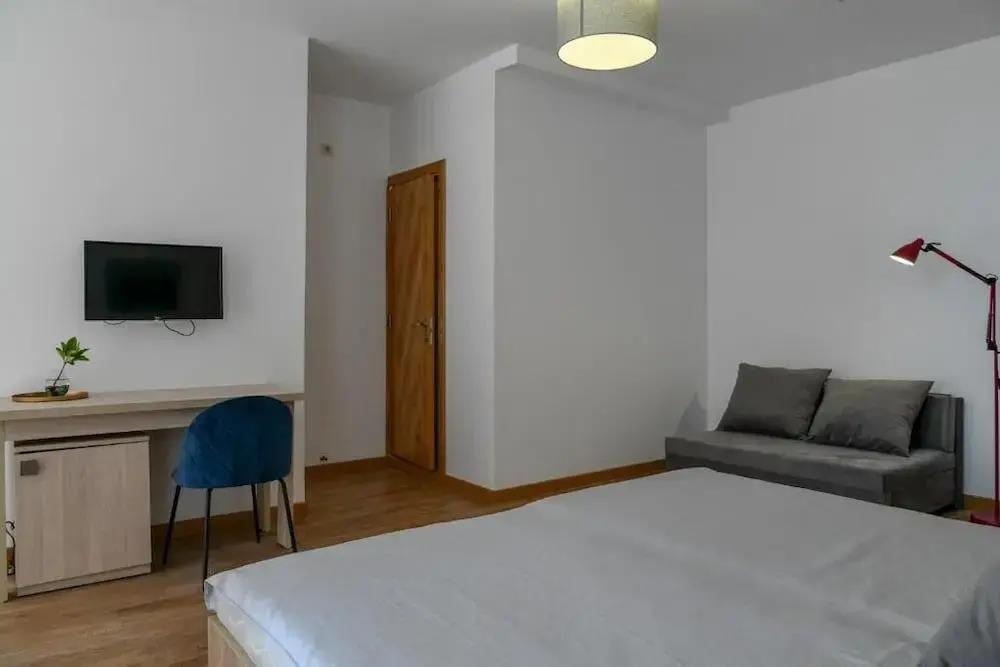 Molecule Hotel 3*