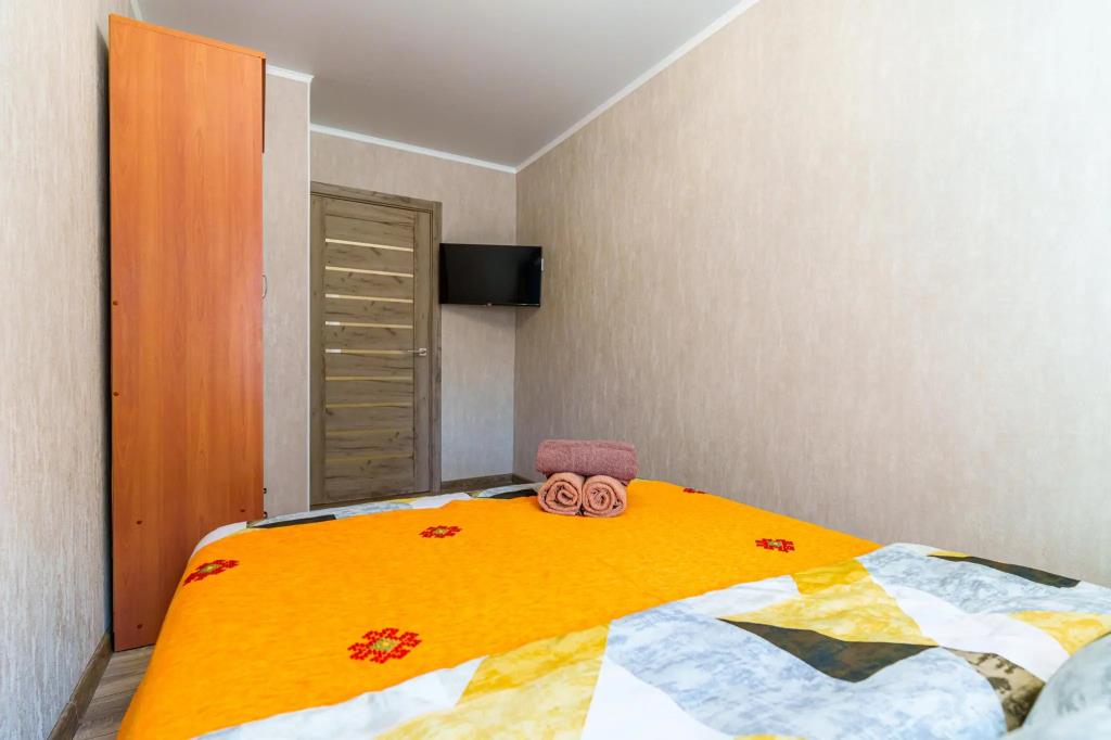 LetoApart on Isaeva Street 13 0*