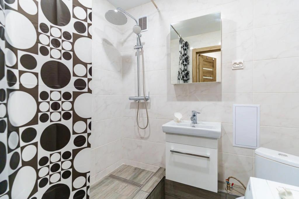 LetoApart on Isaeva Street 13 0*