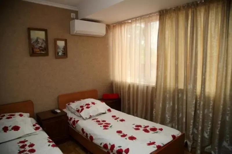 Milana Hotel 0*