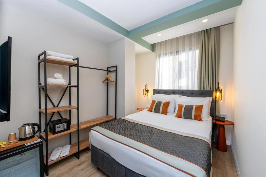 Echinus Lara Hotel 0*