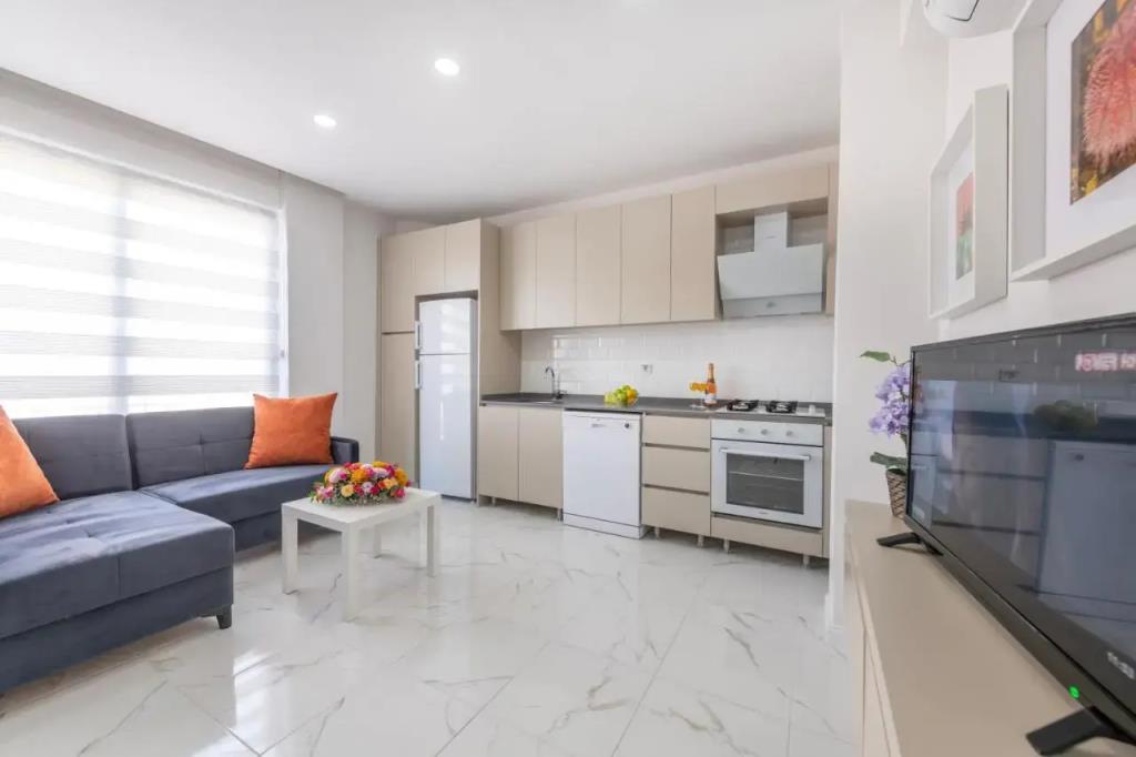 Echinus Lara Hotel 0*