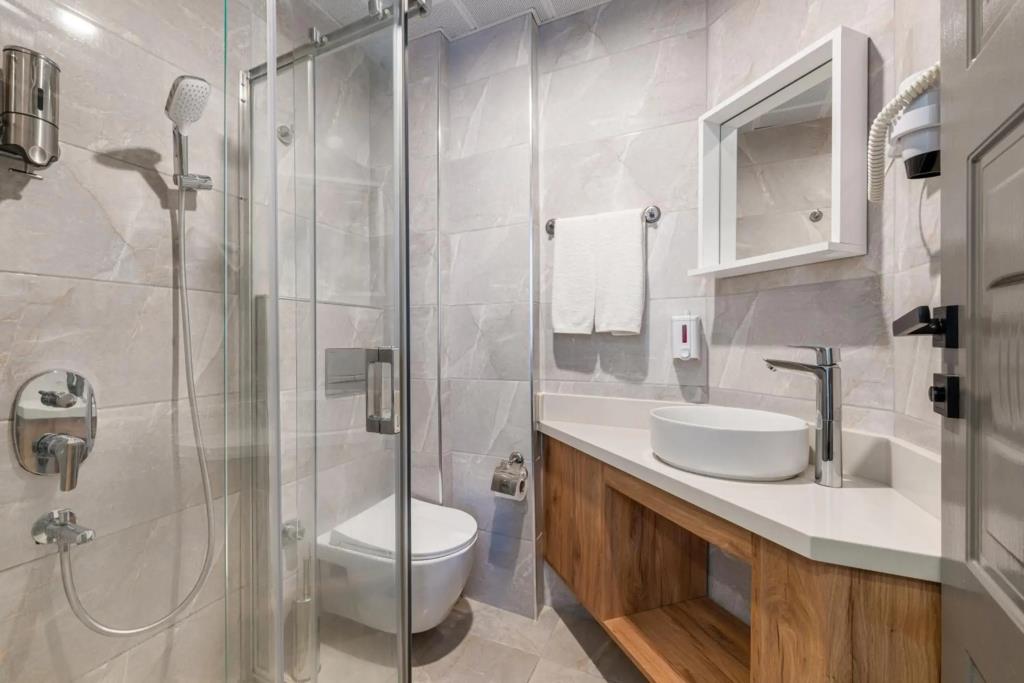 Echinus Lara Hotel 0*