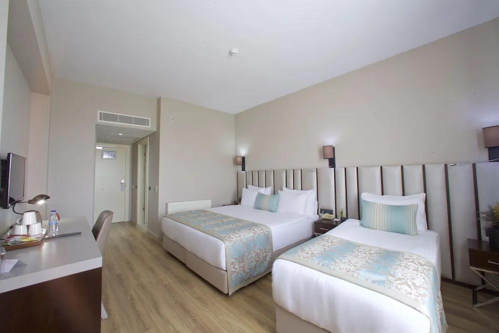 Ramada by Wyndham Soma 0*
