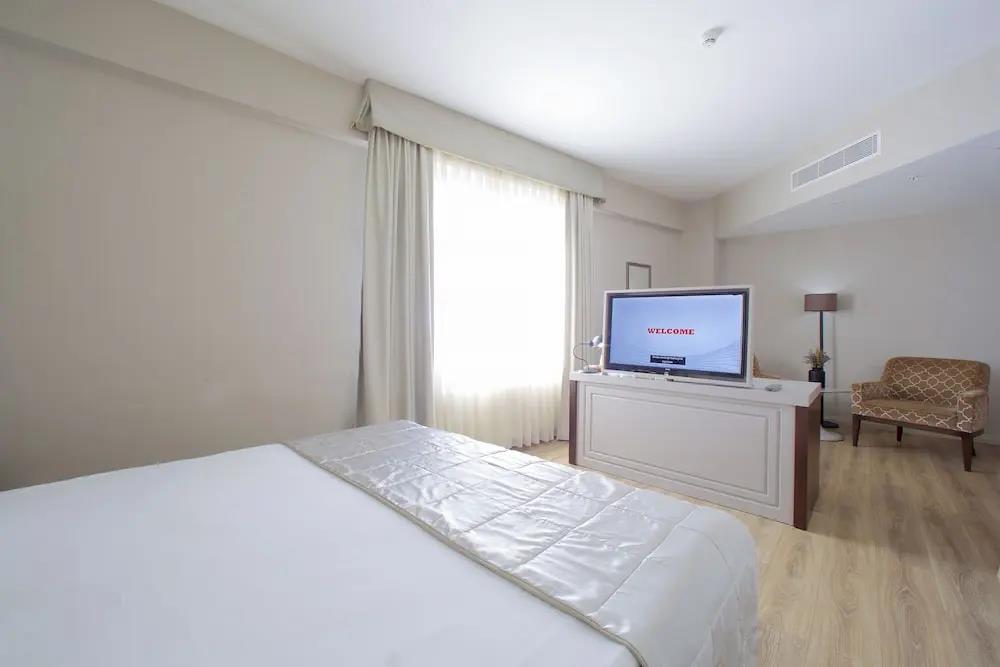 Ramada by Wyndham Soma 0*