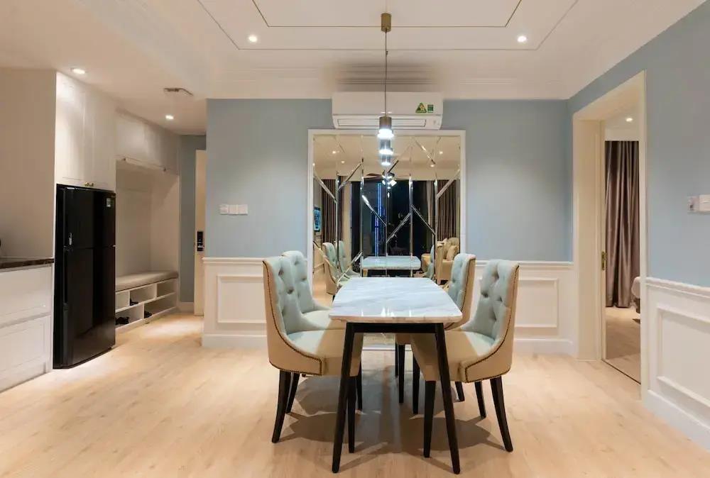 Louis Mo Apartment 0*