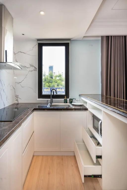 Louis Mo Apartment 0*