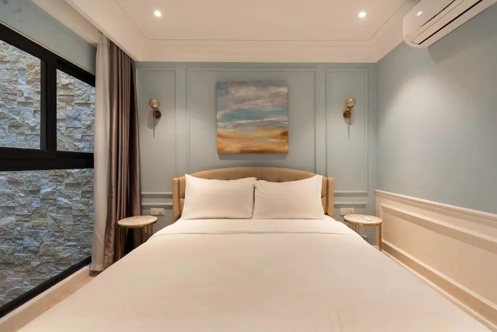 Louis Mo Apartment 0*