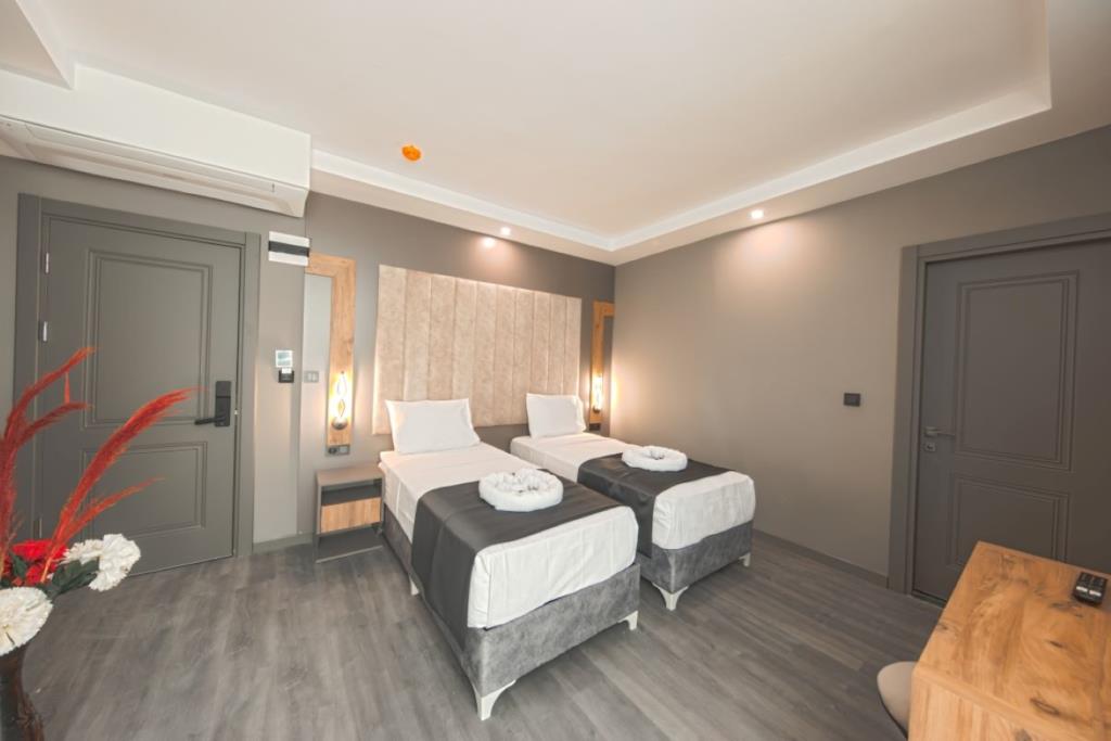 Istanbul City Airport Hotel 3*