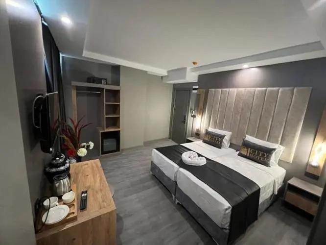 Istanbul City Airport Hotel 3*
