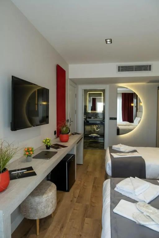 Linda Port Hotel 0*