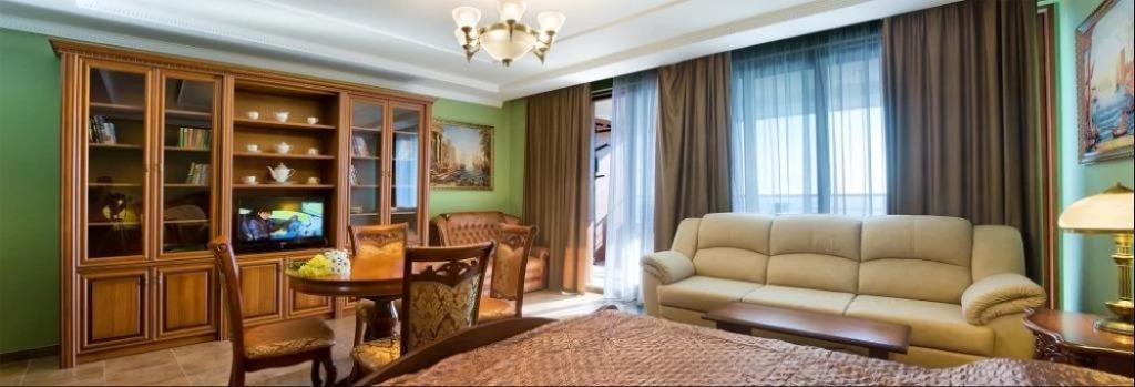 Familiya Apartments 0*