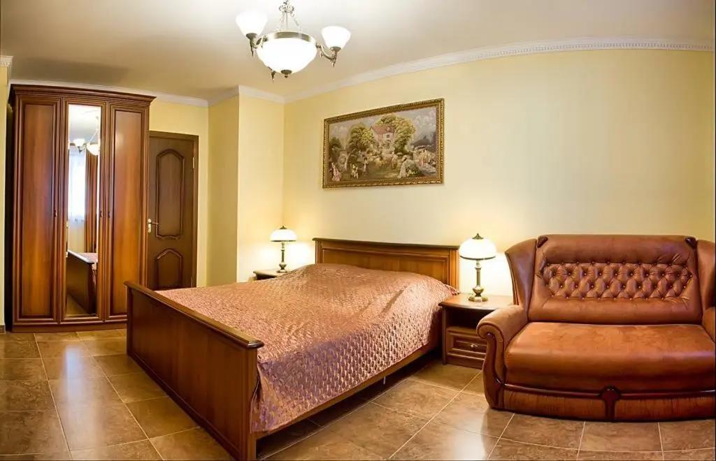 Familiya Apartments 0*