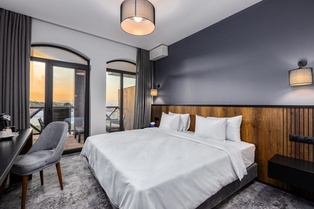 Hotel Qvevrebi 4*