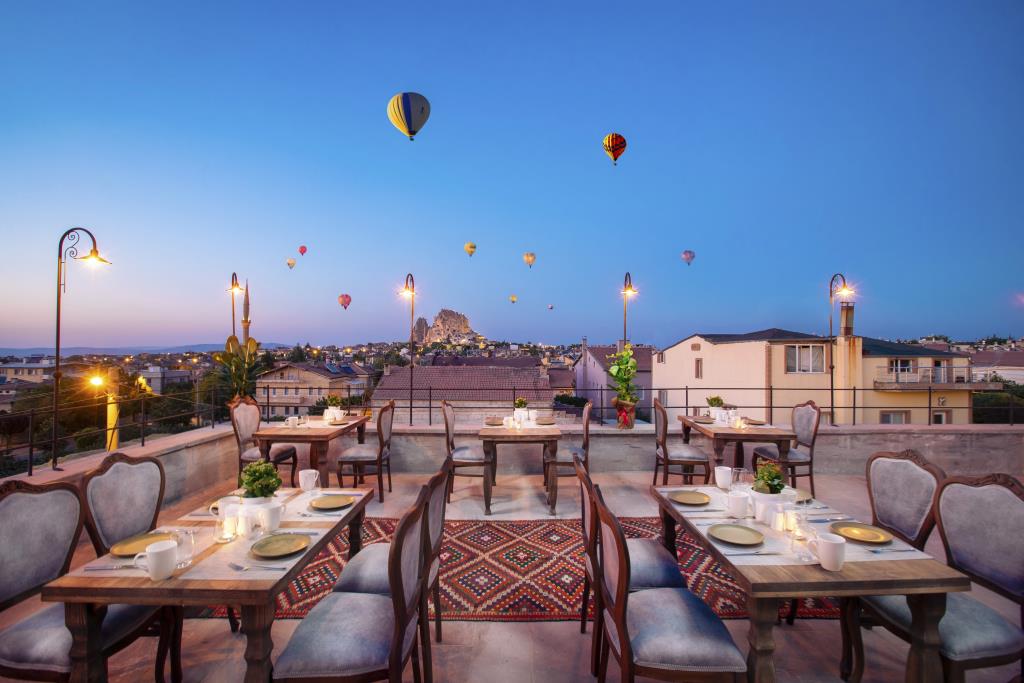 Cappadocia Pyramid Stone House 0*