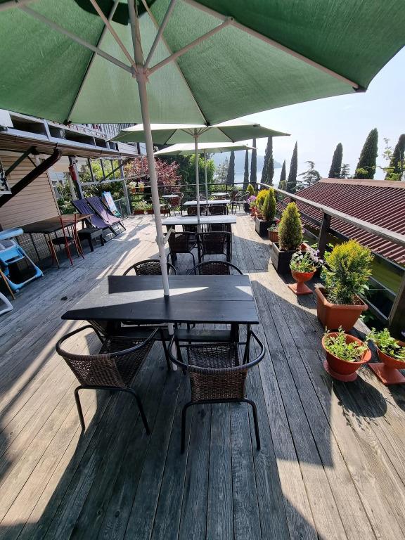 River Hotel 3*