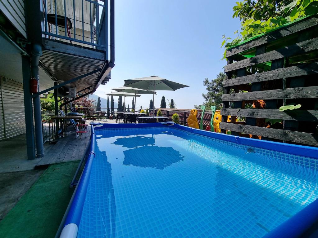 River Hotel 3*