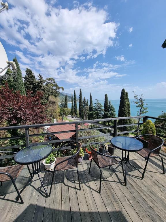 River Hotel 3*