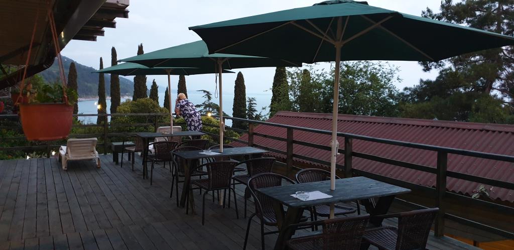 River Hotel 3*