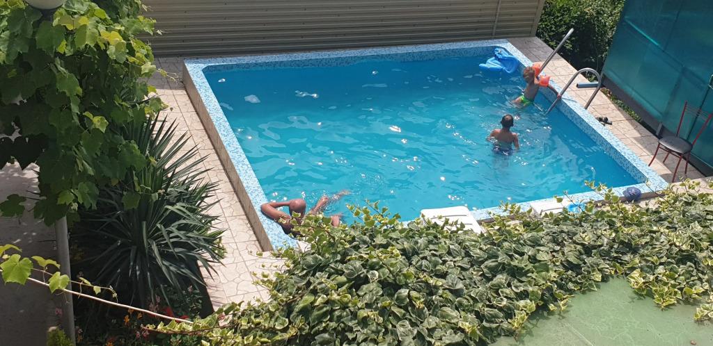 River Hotel 3*