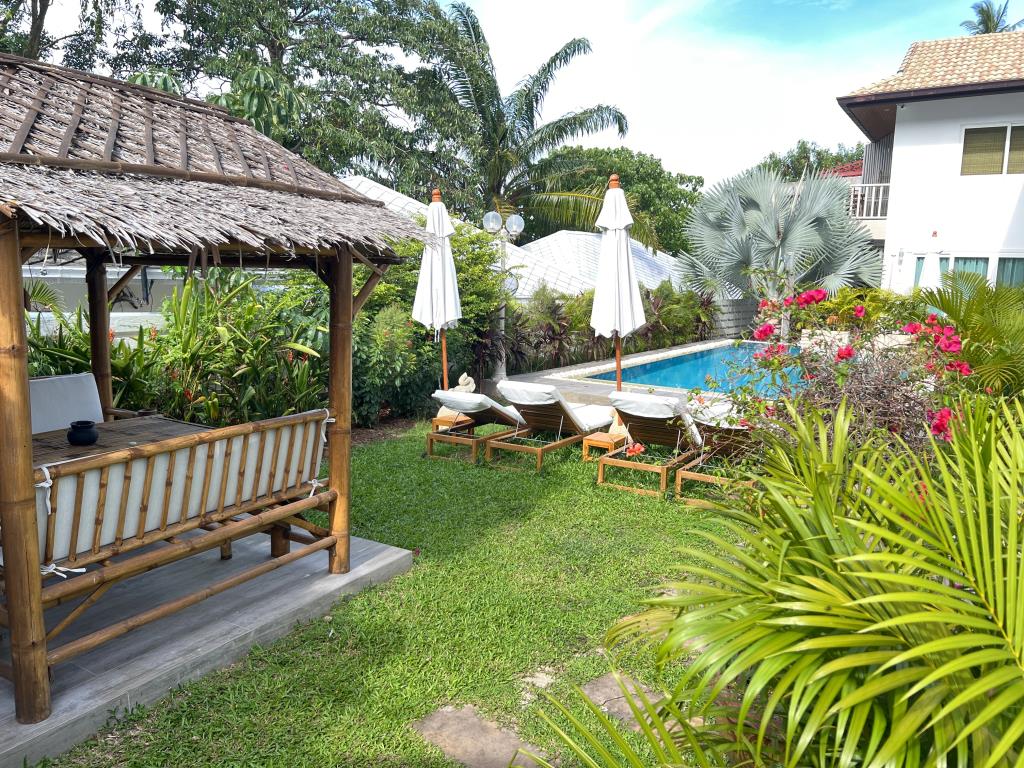 New Seahorse Apartments 0*
